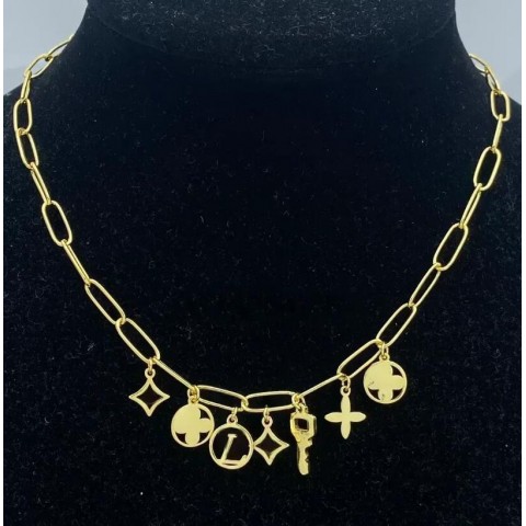 Designer Women's 18K Gold Plated Vintage Sweater Charm Pendant Necklace