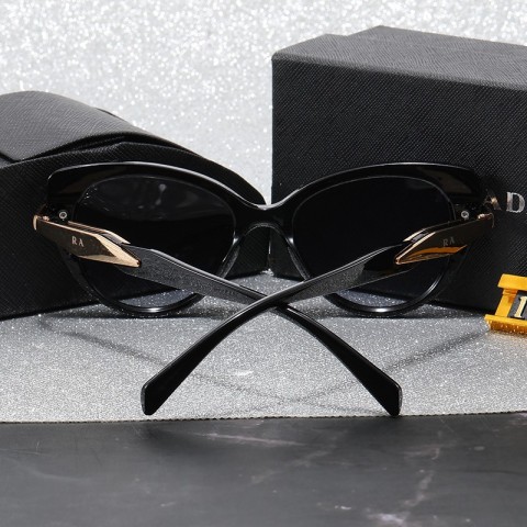 Luxury Cat Eye Polarized Sunglasses for Women and Men - UV400 Protection