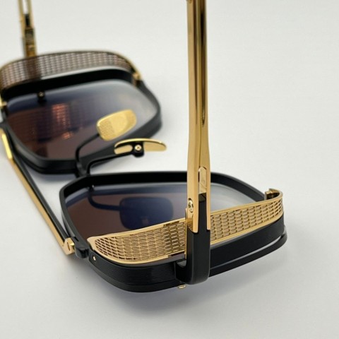 Ditaa E68 Unisex Classic Anti-Ultraviolet Sunglasses