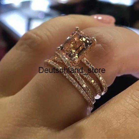 Elegant Crystal Band Rings for Women - Stylish Rhinestones Jewelry