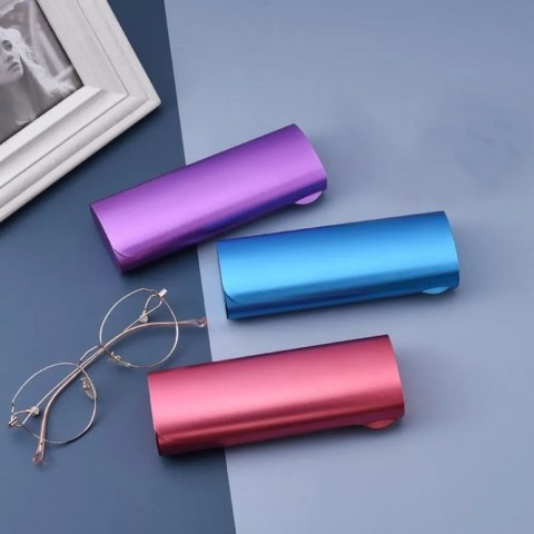 Portable Lightweight Frosted Glasses Case for Myopia Glasses - Unisex