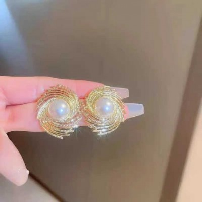 Stud Spiral Wind Imitation Pearl Golden Earrings - Minimalist Jewelry for Women by Sweet Earrings