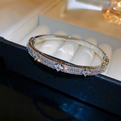 Moissanite Bangle for Women - Sparkling Rhinestone Unisex Casual Bracelet
