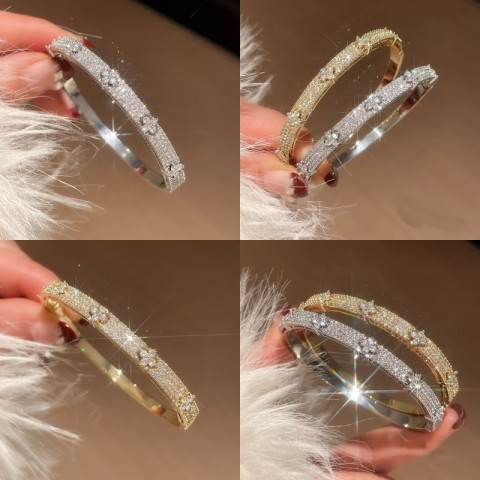 Moissanite Bangle for Women - Sparkling Rhinestone Unisex Casual Bracelet