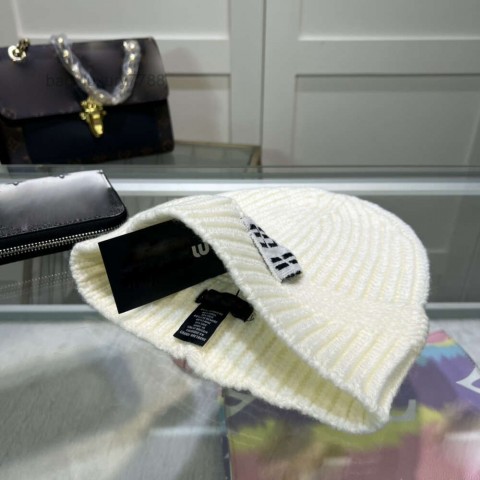 Women's Stylish Winter Beanie Hat with Letter Embroidery