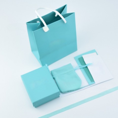 Luxury Six-Piece Jewelry Box Set for Women - Rings, Bracelets, Necklaces with Flannelette Bag and Silver Cloth