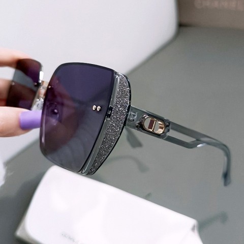 Trendy UV400 Titanium Rimless Sunglasses for Women