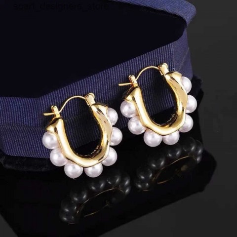 Charm Elegance L240910 - Exquisite Pearl Earrings for Women