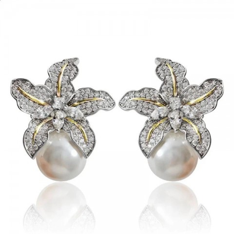 Gorgeous Stud Earrings with Flower Design and Sparkling CZ Stones for Women