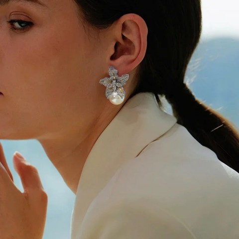 Gorgeous Stud Earrings with Flower Design and Sparkling CZ Stones for Women
