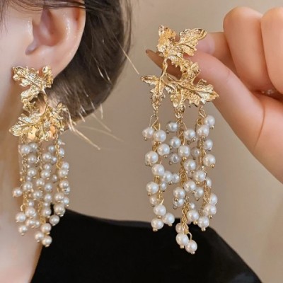 Maple Leaf Women's Imitation Pearl Dangle Earrings, Retro Bohemian Style, Beach Wear
