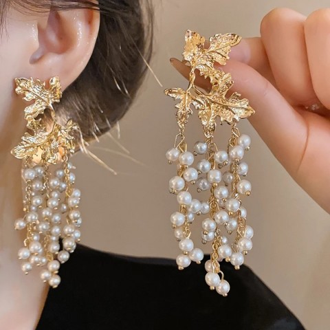 Maple Leaf Women's Imitation Pearl Dangle Earrings, Retro Bohemian Style, Beach Wear