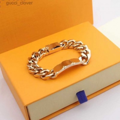 High Quality Unisex Silver and Gold Plated Bangle Bracelet with Cubic Zirconia