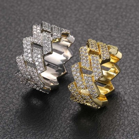 Sterg Sier Unisex Cuban Ring with Green Moissanite for Men