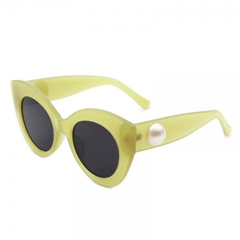 Trendy Cat Eye Sunglasses for Women - Large Frame, Candy Colors, UV400 Protection