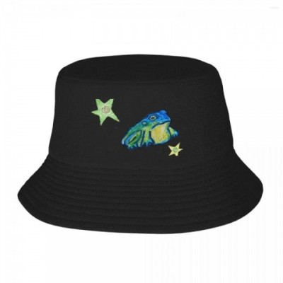 Beret Bucket Hat - Crayon Frog Funny Design for Men Women