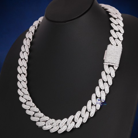 VVS Moissanite Diamond Pendant Necklace for Men - 22mm Iced Cuban Chain