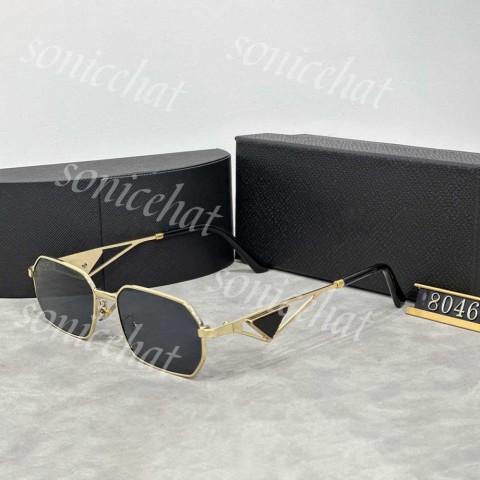 Designer Metal Frame Lightweight Sunglasses for Men and Women