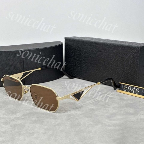 Designer Metal Frame Lightweight Sunglasses for Men and Women