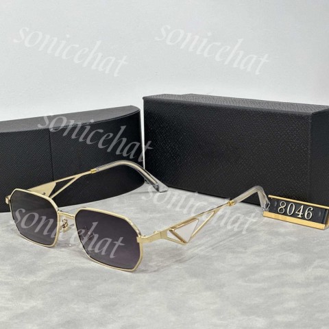 Designer Metal Frame Lightweight Sunglasses for Men and Women