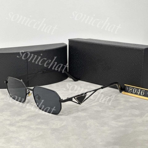 Designer Metal Frame Lightweight Sunglasses for Men and Women