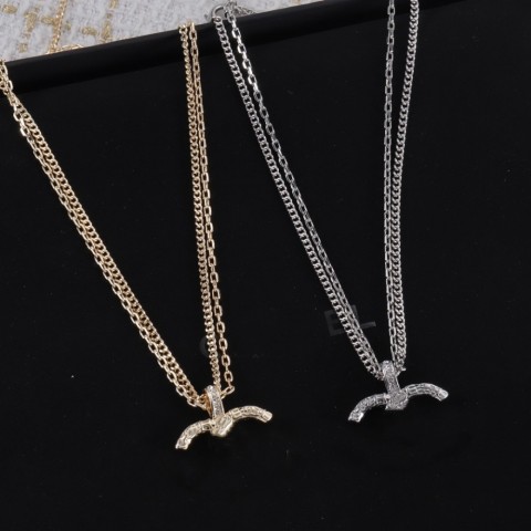 Exquisite CX306VIC Pendant Necklace Set for Women - Unisex Classic Design