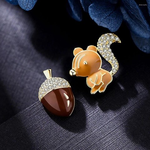 Squirrel Ear Stud Earrings Men's Asymmetrical Dangle Chandelier Gold Earrings
