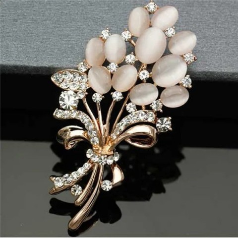 Elegant Large Pink Crystal Flower Brooch for Women