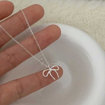 Cute Bowknot Necklace in 925 Sterling Silver for Women - Fashion Jewelry with Charm
