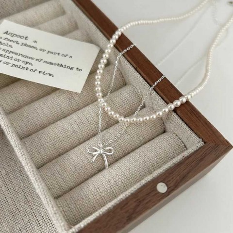 Cute Bowknot Necklace in 925 Sterling Silver for Women - Fashion Jewelry with Charm