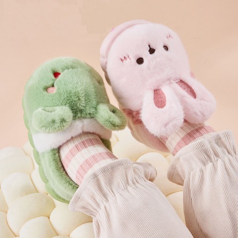 Baby Warm Slippers Winter Boys Girls Cartoon Animal Comfortable Soft Sole Size 14-25