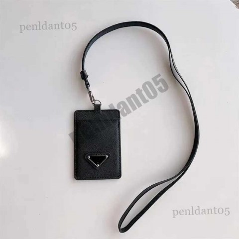 Elegant Unisex Triangle Design Mini Wallets & Keychains