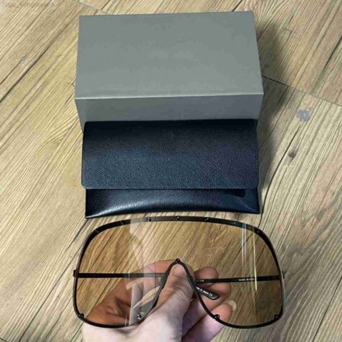 Oversize Metal Wrap Sunglasses for Unisex - Anti-UV Butterfly Eyewear