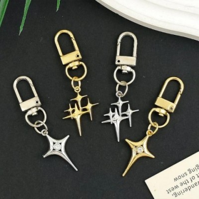 Golden Star Keychain for Women & Men - Y2K Style Metal Keyring with Turnbuckle