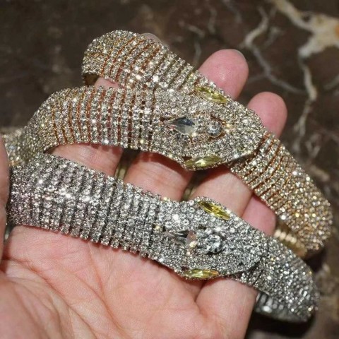 European American Fashion Full Diamond Snake Head Necklace XJ250114
