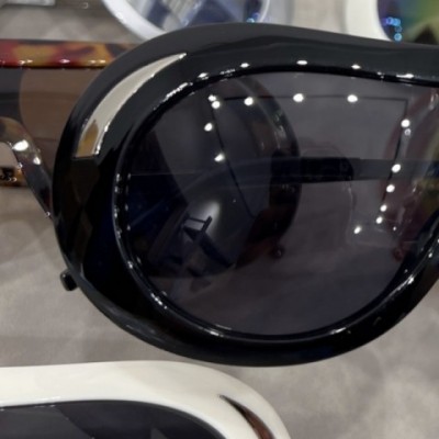 Luxury Designer Dazzle Sunglasses with UV400 Protection for Men and Women