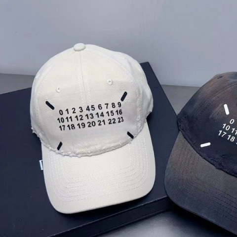 Unisex Streetwear Ball Cap - Comfortable Travel Hat for Men and Women