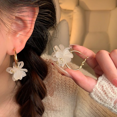 HANKOU Bohemian Charm Earrings for Women - White Flower Camellia Style