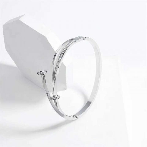 Luxury Unique Double Crystal Nail Head Cross Stainless Steel Bracelet for Women - W240925