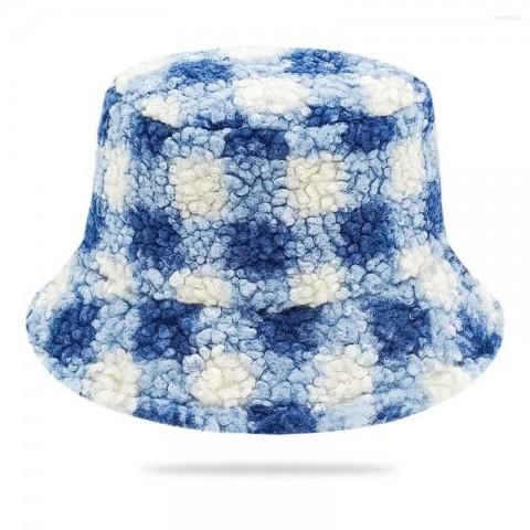 Trendy Plush Beret Hat for Women - Cold Protection & Stylish Winter Warmth