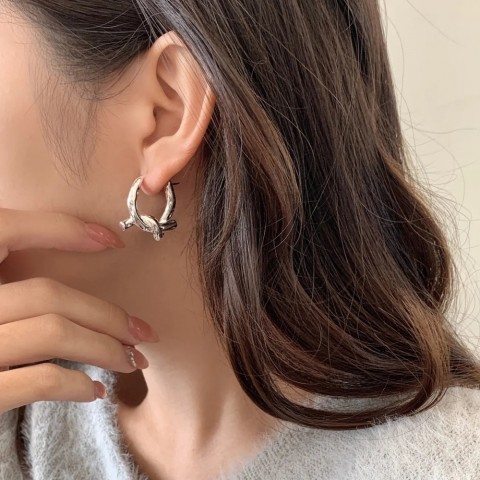 F.I.N.S Women's S925 Sterling Silver Bohemian Knot Hoop Earrings