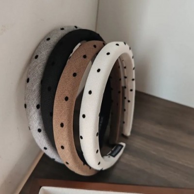 Elegant Black Spot Retro Headband for Women - European Style Hair Accessory 250430