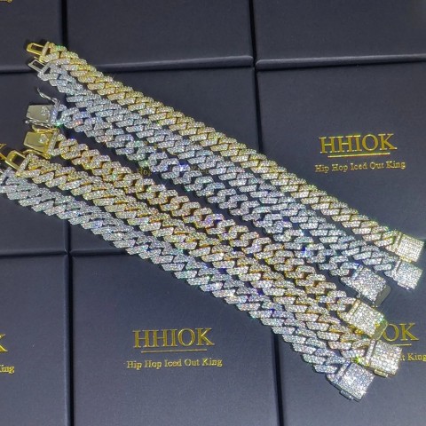 Full Iced Out 12mm Diamond Cuban Link Bracelet - White Gold Plated for Men & Women