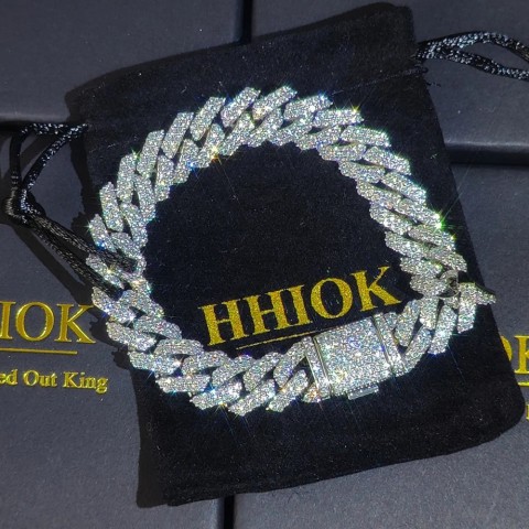 Full Iced Out 12mm Diamond Cuban Link Bracelet - White Gold Plated for Men & Women