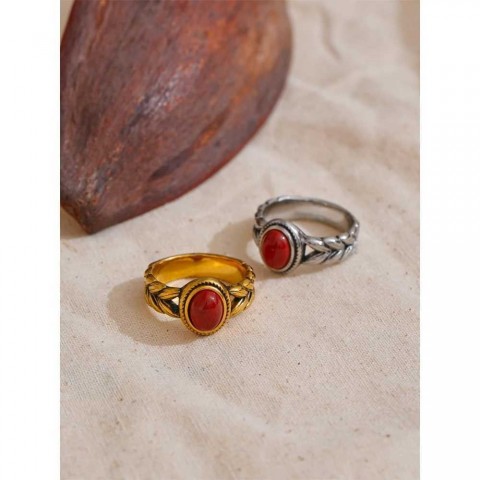 Yellow Retro Stainless Steel Ring with Red Gold Plating and Black Natural Stone