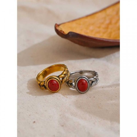 Yellow Retro Stainless Steel Ring with Red Gold Plating and Black Natural Stone