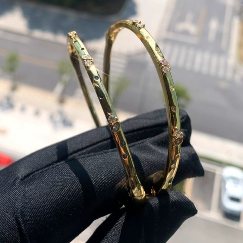 Elegant Unisex Cubic Zirconia Bangle Bracelet, 58-60mm Gold Plated, High Grade, Sh0164