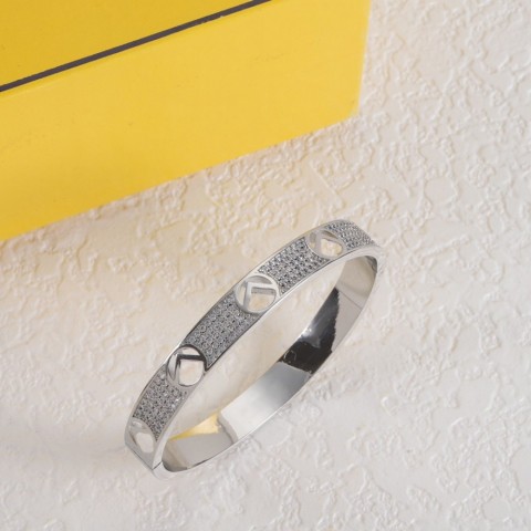 Elegant Alloy Fashion Bangle with Gold Accents for Unisex