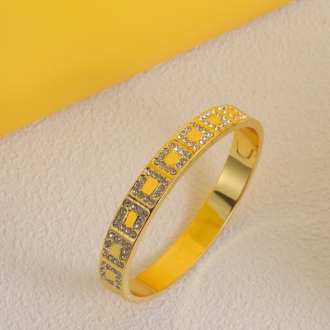 Elegant Alloy Fashion Bangle with Gold Accents for Unisex