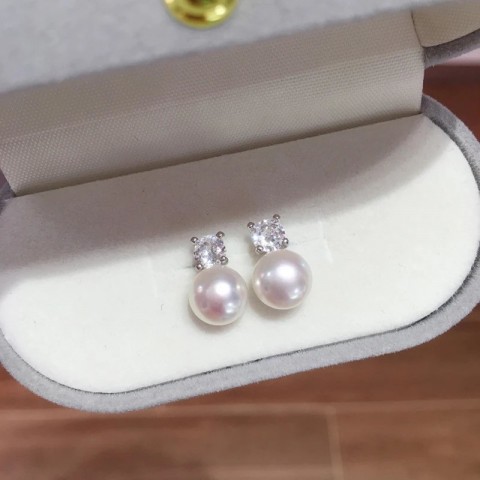 AINUOSHI Women's Simple Sterling Silver Perforated Earrings with 9mm White Freshwater Pearl Studs